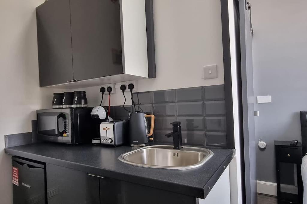 Modern 1Bedroom Studio In London Center エクステリア 写真